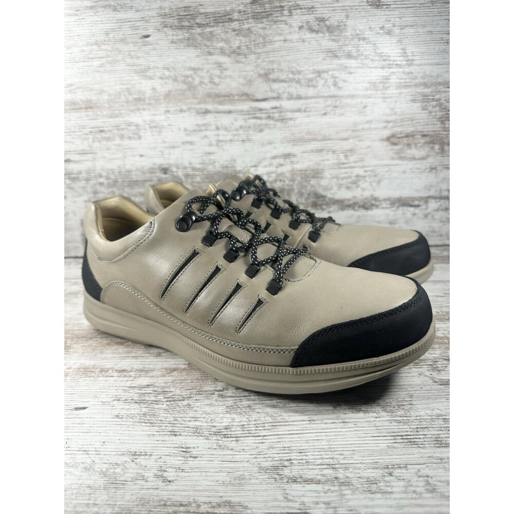 Men's Samuel Hubbard Open Road Beige Walking Shoes Sz 11.5 EUC!